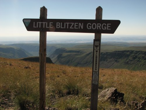 Little Blitzen Gorge - view to west